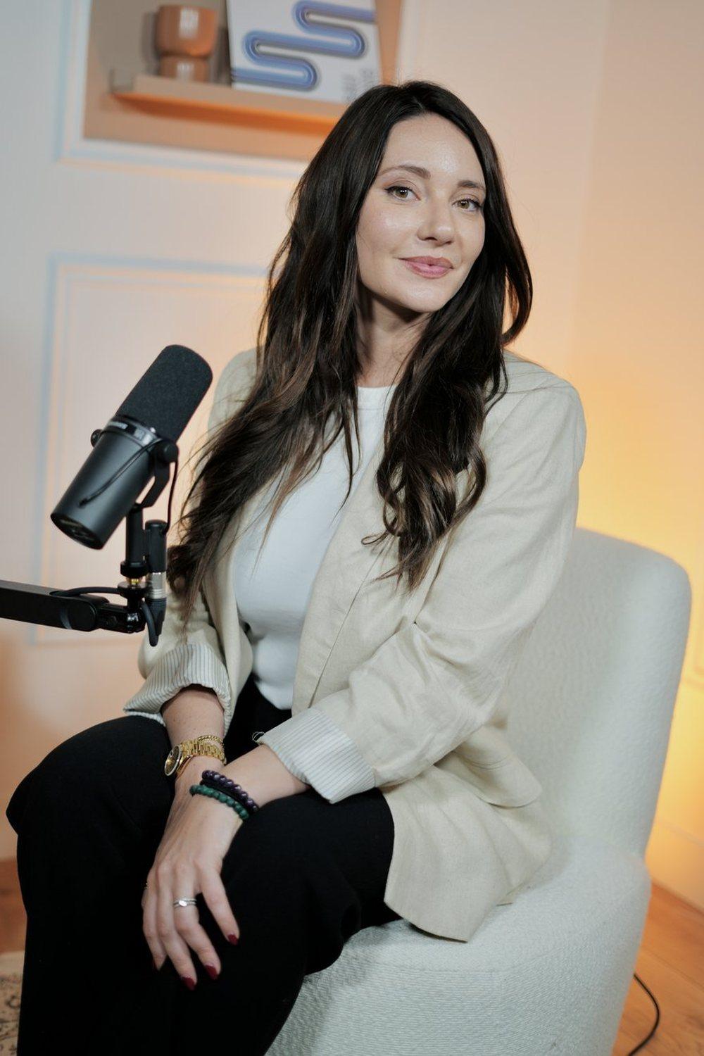 Emeline Siron au micro d'Out of the Box